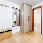아파트 Rentero Modern Smichov With Balcony *