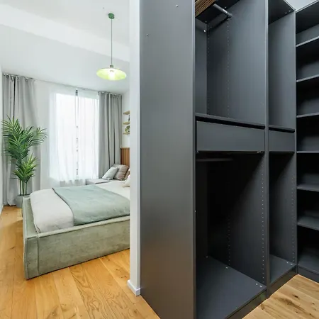 Rentero Modern Smichov With Balcony *