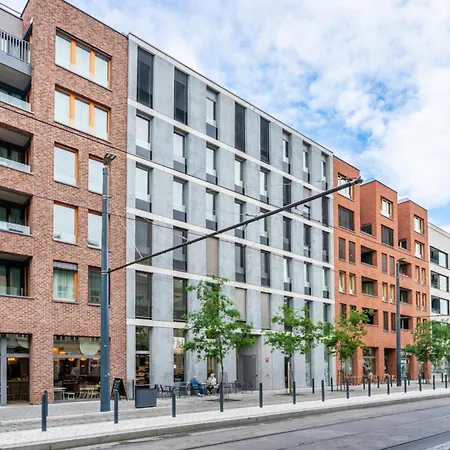 Rentero Modern Smichov With Balcony Appartamento *