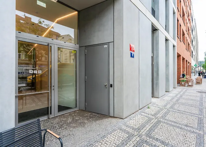 Rentero Modern Smichov With Balcony アパート プラハ